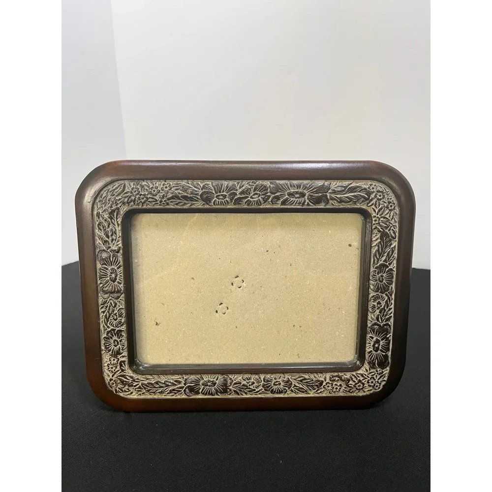 Vintage Floral Relief Picture Frame Dark Wood Tone Tabletop 4x6 Style Decor